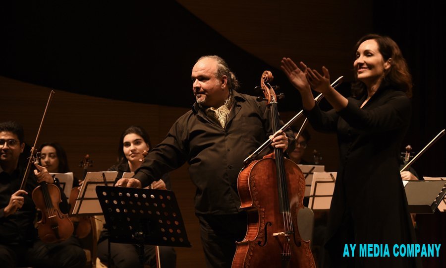 İspaniyalı dirijor Üzeyir Hacıbəyli festivalının konsertini idarə edib