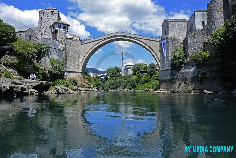 Osmanlı mirası olan Mostar körpüsü