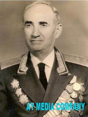 Böyük Vətən müharibəsində diviziya komandiri vəzifəsinə və general-mayor rütbəsinədək yüksələn azərbaycanlı - Mahmud Əbilov