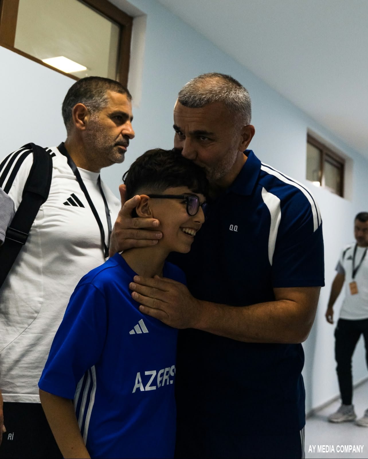 Şəhid övladının arzusu gerçəkləşdi: Ömər Qurban Qurbanovla görüşdü